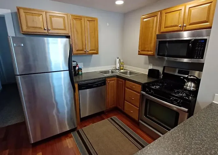 Holiday home Cozy South Side Retreat - Free Parking - Fast Wifi