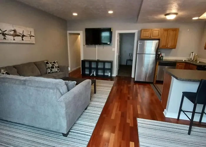 Holiday home Cozy South Side Retreat - Free Parking - Fast Wifi *