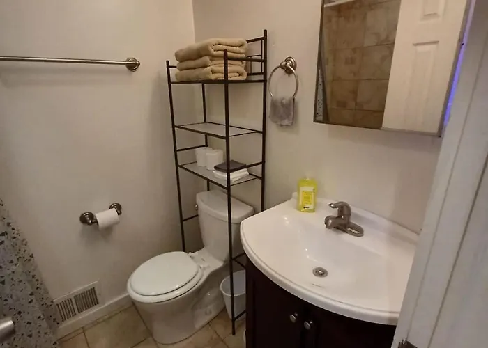 Cozy South Side Retreat - Free Parking - Fast Wifi * Pittsburgh