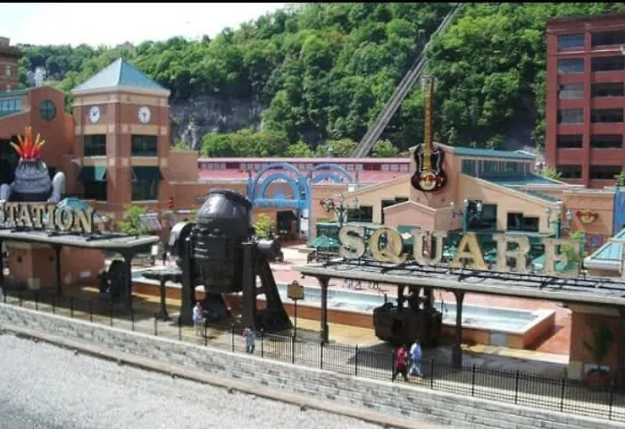 Cozy South Side Retreat - Free Parking - Fast Wifi * Pittsburgh
